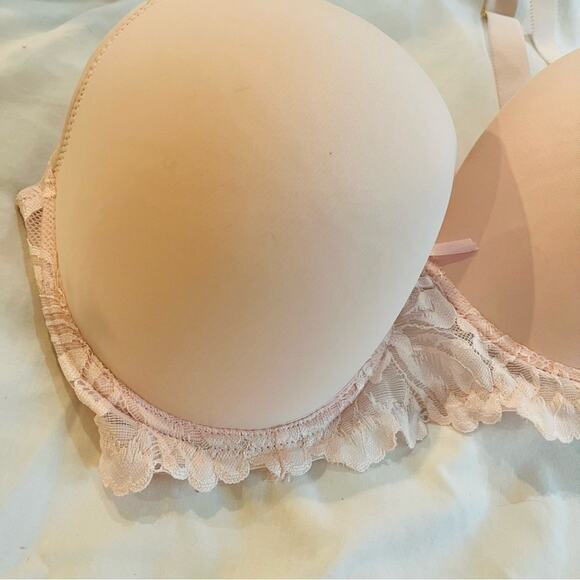 Rachel By Rachel Roy light pink lace padded bra 38DD gold tone accents6 - Picture 1 of 16